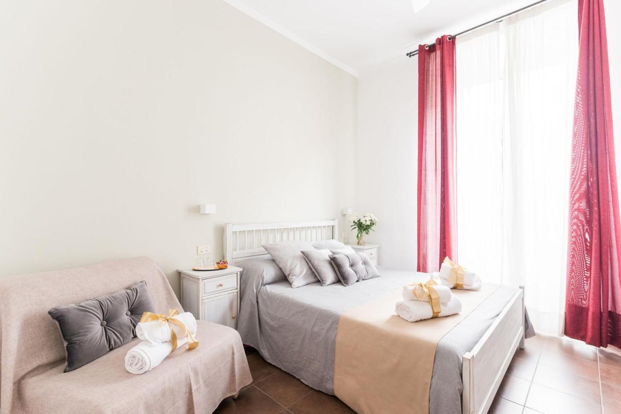 Domus Victoria Guest House ローマ エクステリア 写真