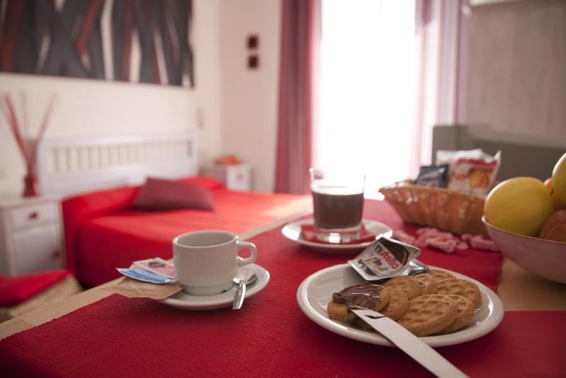 Domus Victoria Guest House ローマ エクステリア 写真